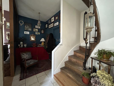 Maison - 183 m² - 8 pièces