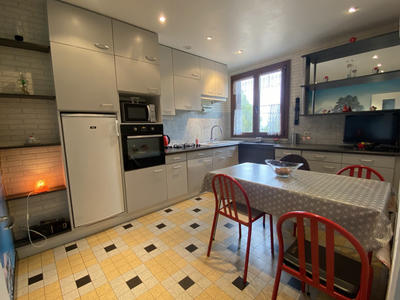 Maison - 150 m² - 7 pièces