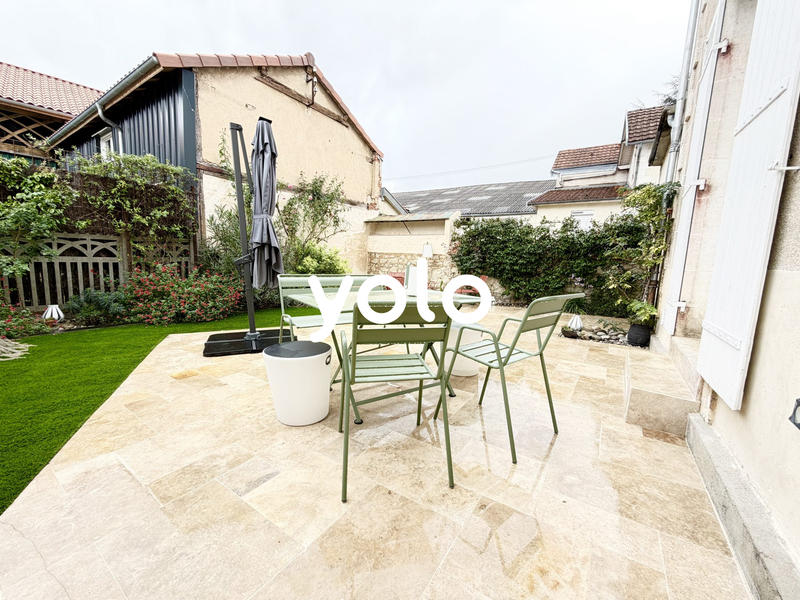 Maison - 127 m² - 7 pièces