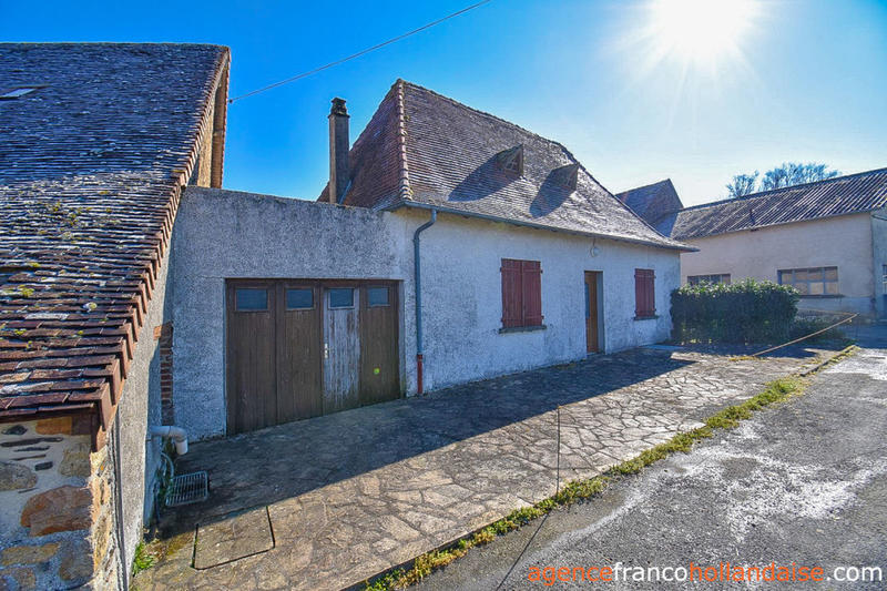 Propriété - 180 m² - 9 pièces