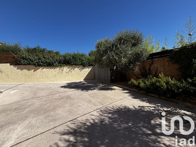 Maison - 212 m² - 8 pièces