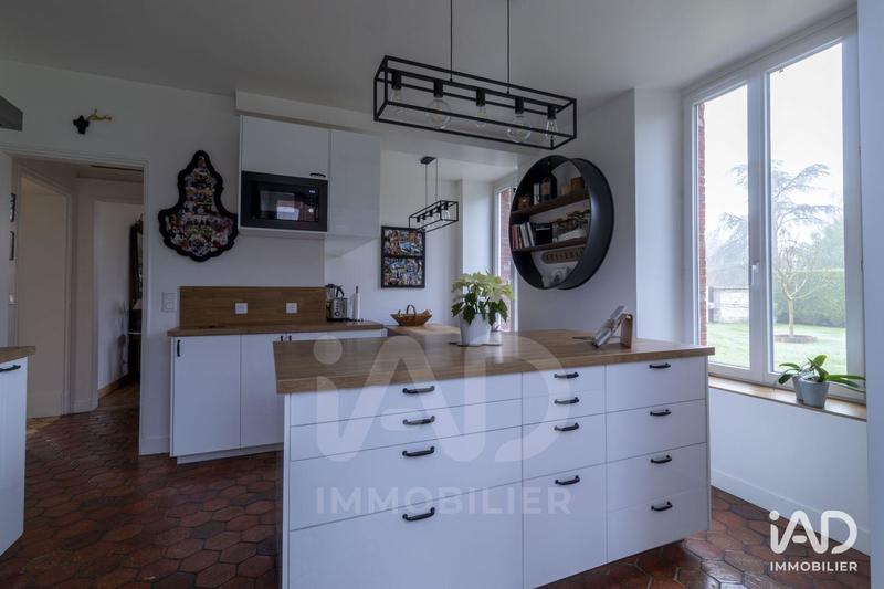 Maison - 283 m² - 12 pièces