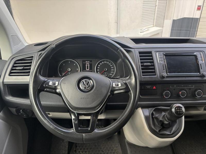 Volkswagen Transporter Long 2.0 TDi 150 L2h1 *5 places*