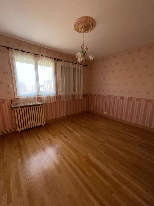 Maison - 137 m² - 5 pièces