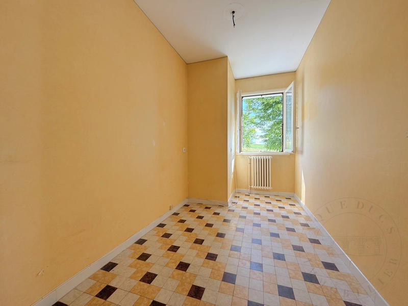 Maison ancienne - 200 m² - 10 pièces