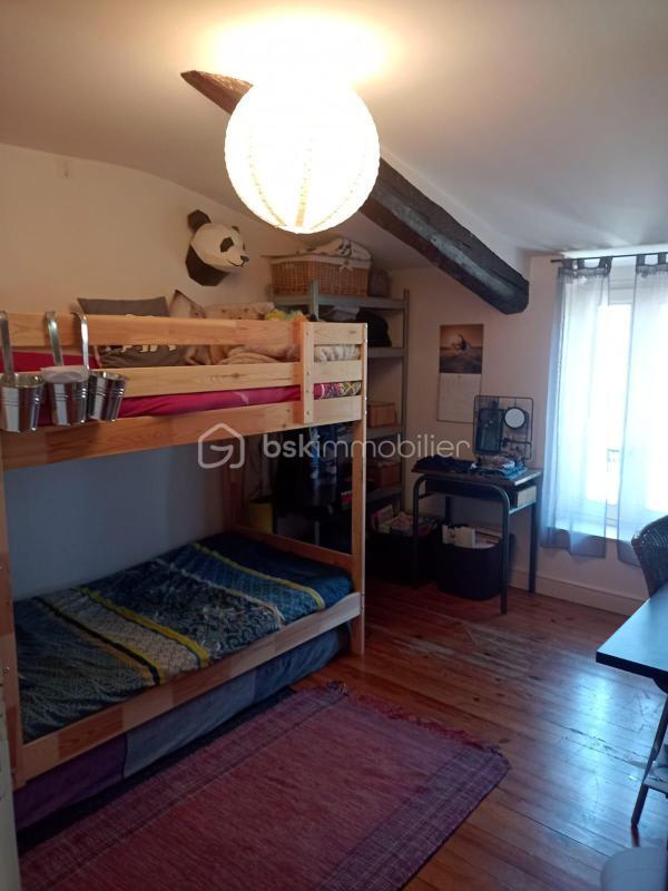 Immeuble - 104 m² - 5 pièces