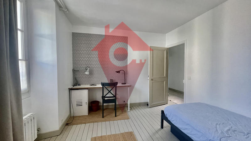 Maison - 200 m² - 7 pièces