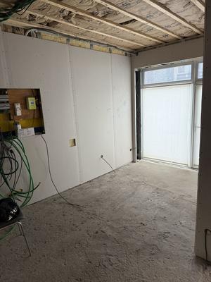 Local d'activités - 400 m²