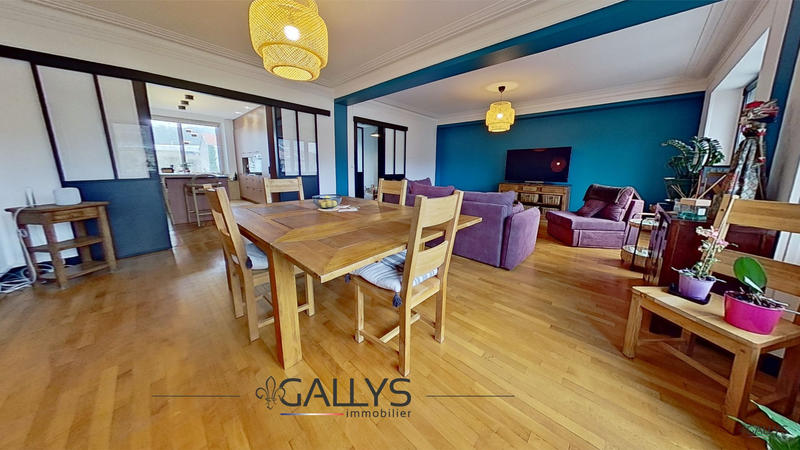 Appartement - 175 m² - 5 pièces