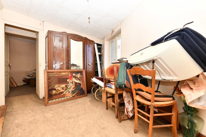 Maison - 127 m² - 9 pièces