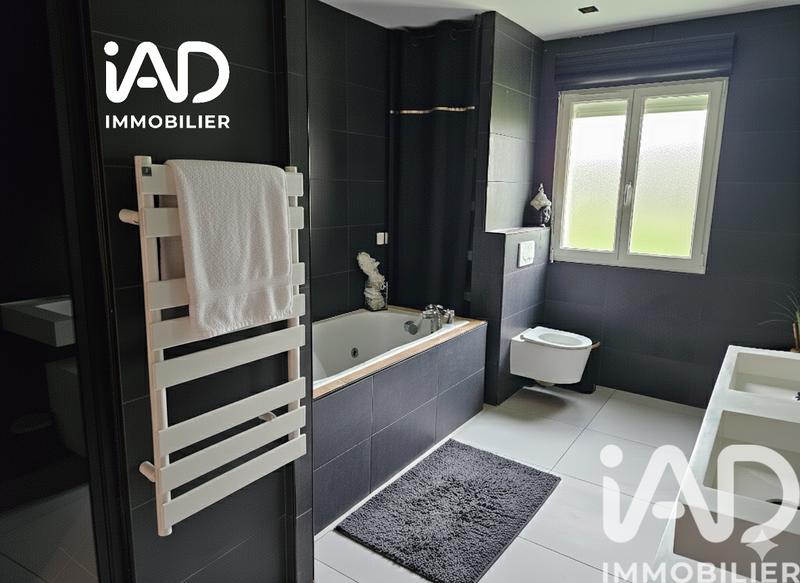 Maison - 173 m² - 7 pièces