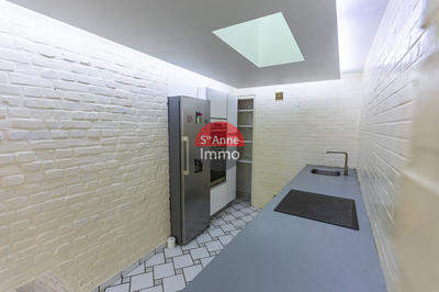 Maison - 197 m² - 7 pièces