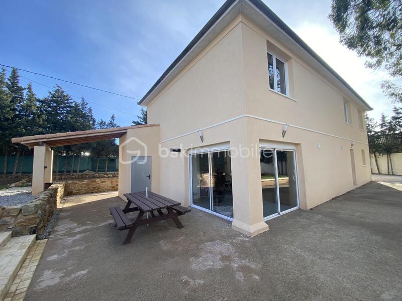Propriété - 180 m² - 8 pièces