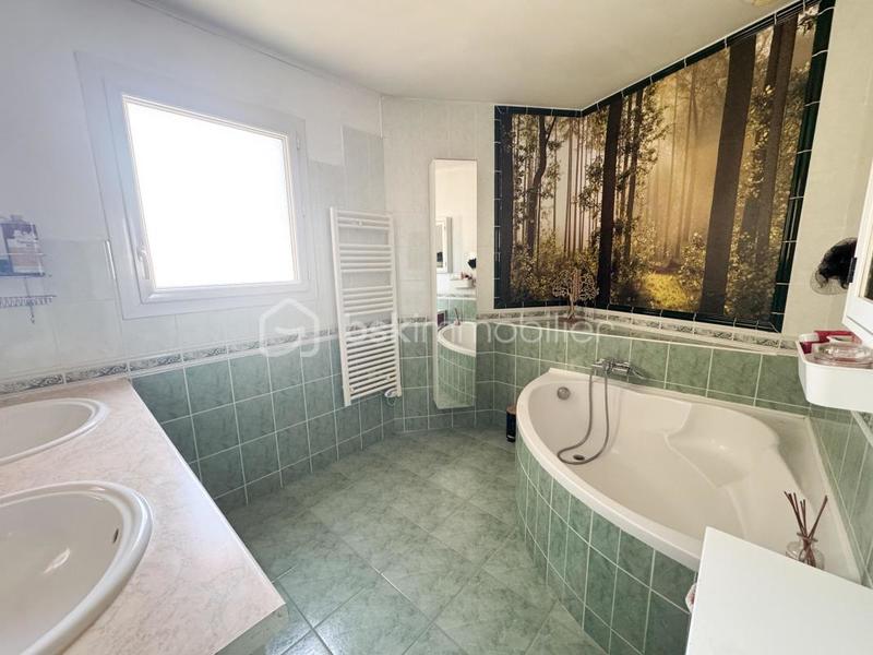 Maison - 130 m² - 6 pièces