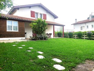 Maison - 86 m² - 4 pièces