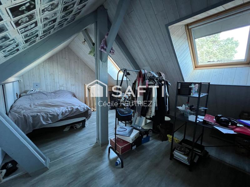 Maison - 215 m² - 9 pièces