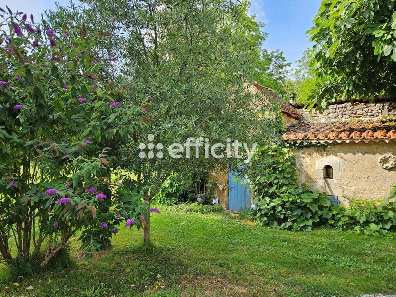 Maison - 245 m² - 9 pièces