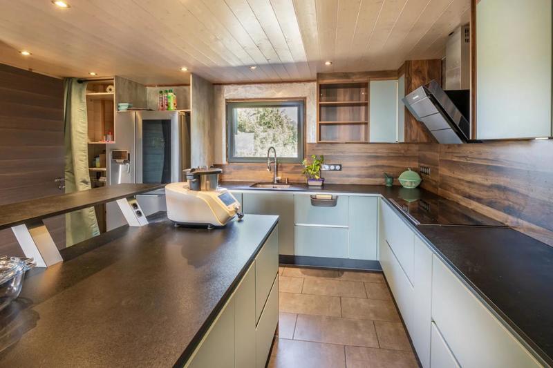 Maison - 200 m² - 5 pièces