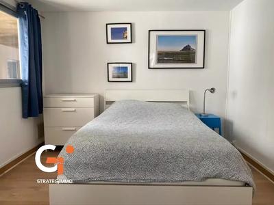 Immeuble - 250 m² - 14 pièces