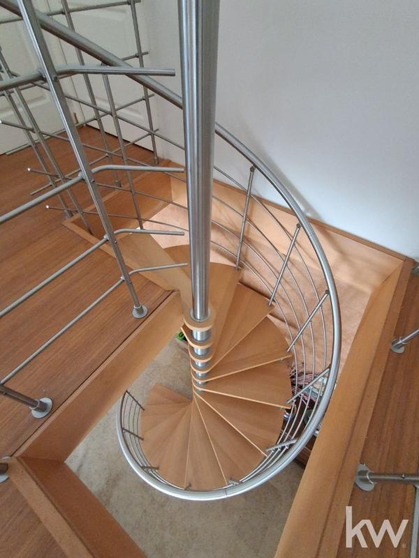 Duplex - 169 m² - 7 pièces