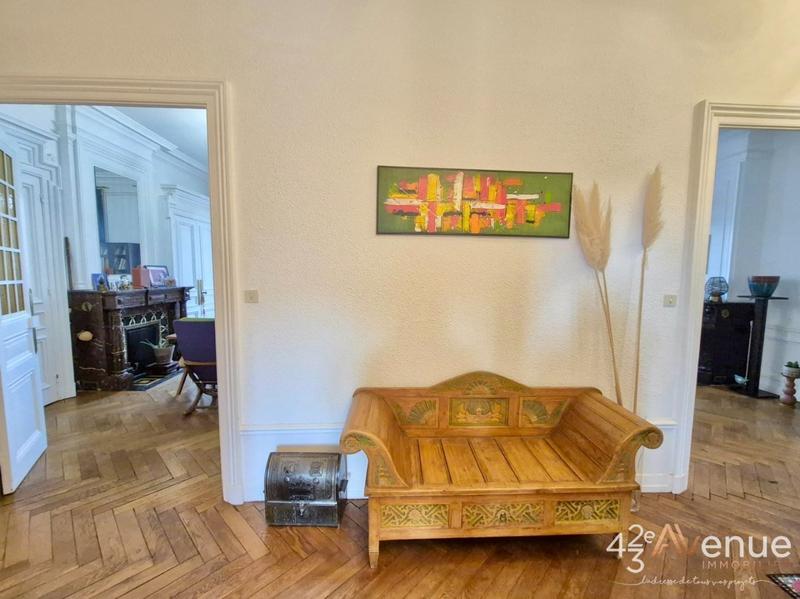 Appartement - 159 m² - 4 pièces