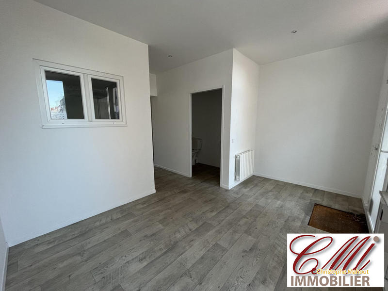 Local commercial - 49 m² - 2 pièces