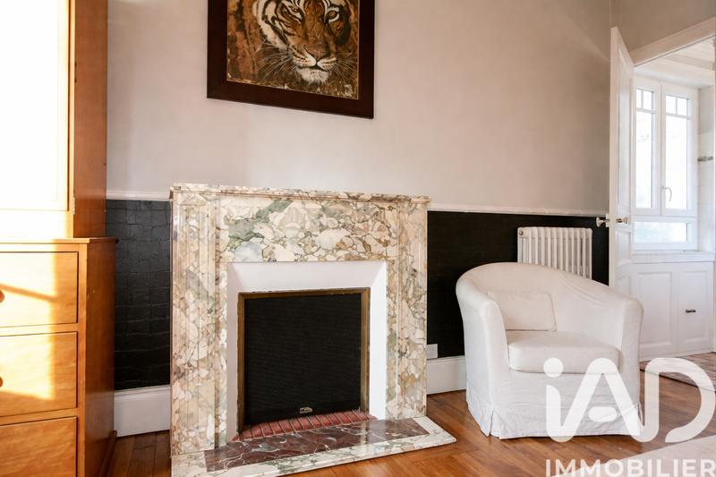 Maison - 400 m² - 10 pièces