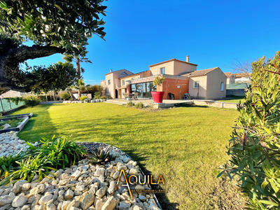 Villa - 166 m² - 6 pièces