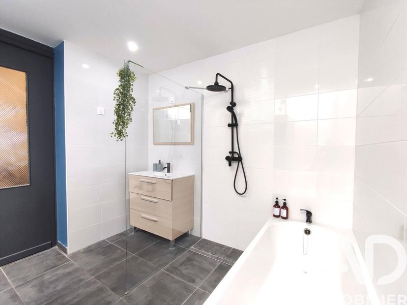 Appartement - 9 m² - 1 pièce