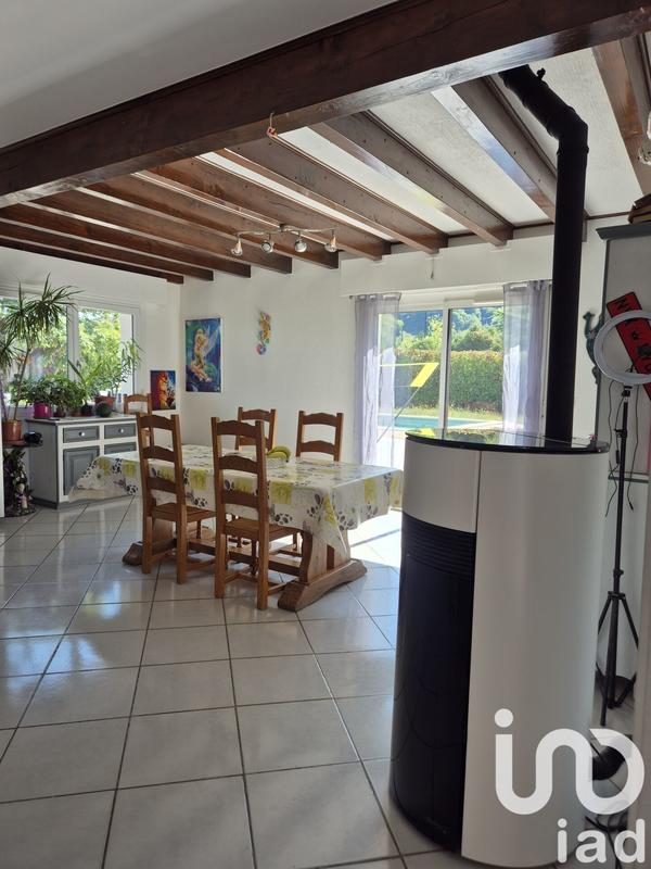 Maison - 192 m² - 6 pièces