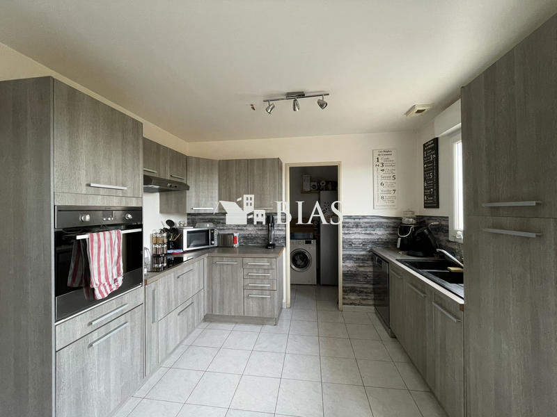 Maison - 86 m² - 4 pièces