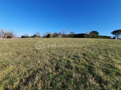 Terrain constructible - 1 146 m²