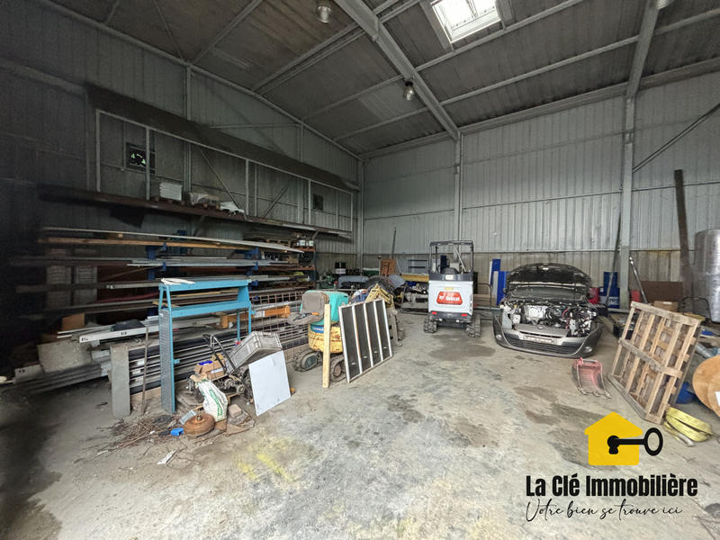 Local commercial - 1 255 m²