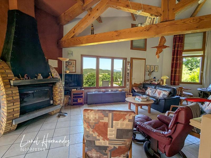 Maison - 136 m² - 5 pièces