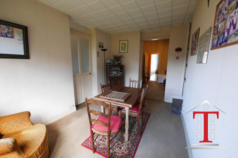 Maison - 320 m² - 13 pièces