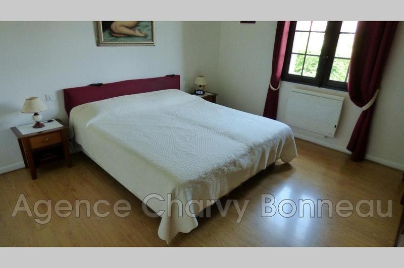 Maison - 183 m² - 8 pièces