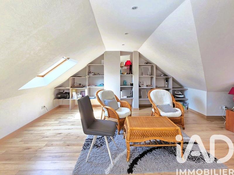 Maison - 161 m² - 5 pièces