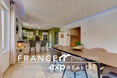 Immeuble - 167 m² - 7 pièces