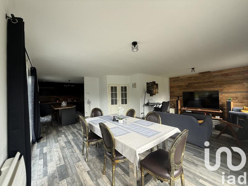 Maison - 152 m² - 9 pièces