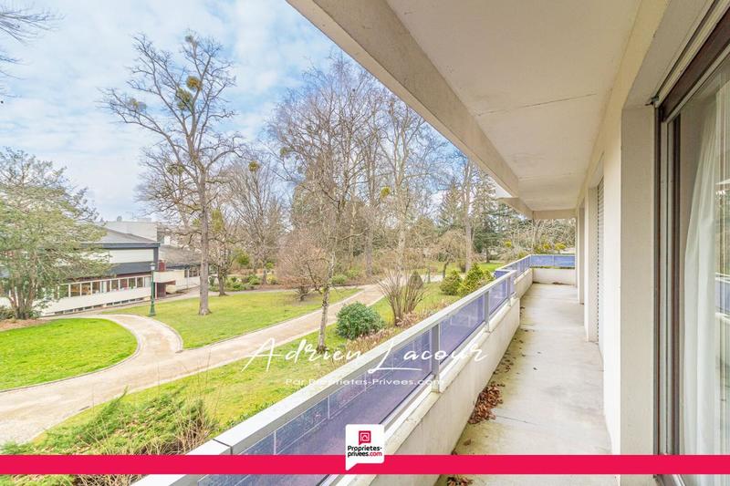 Appartement - 92 m² - 5 pièces