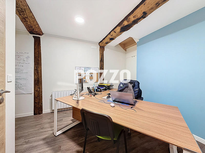 Bureau - 289 m²