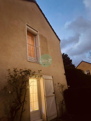 Maison traditionnelle - 82 m² - 4 pièces