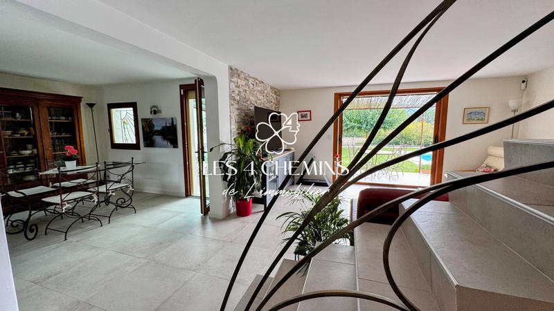 Villa - 140 m² - 5 pièces