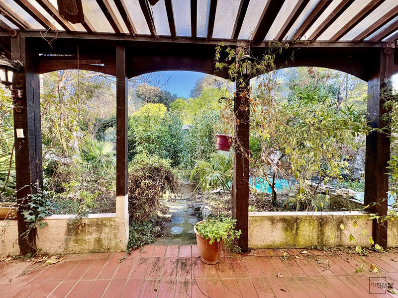 Maison - 98 m² - 5 pièces