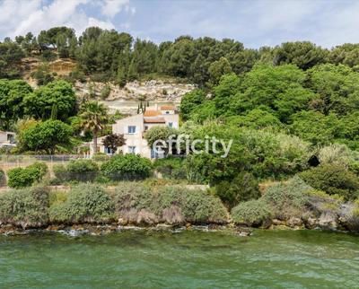 Maison - 160 m² - 4 pièces