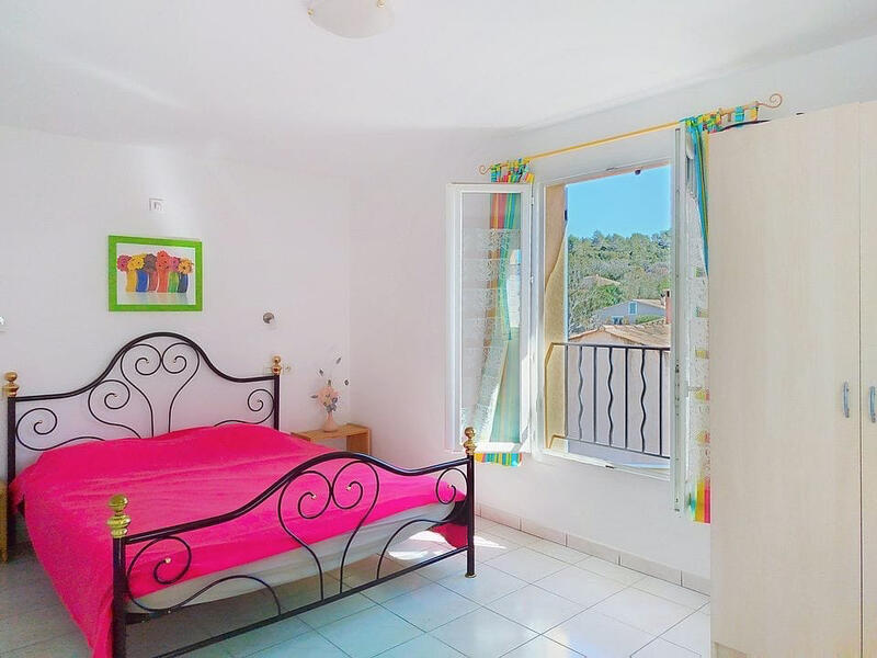 Maison - 102 m² - 4 pièces