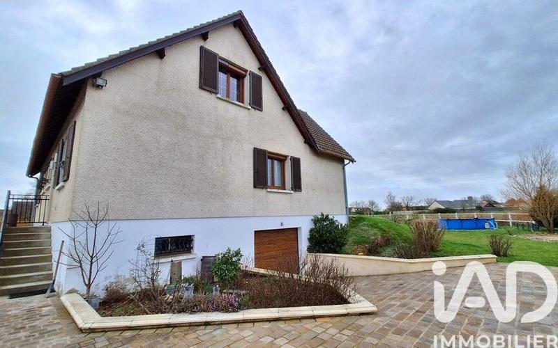 Maison - 163 m² - 7 pièces