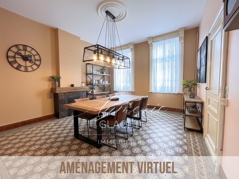 Maison - 234 m² - 7 pièces