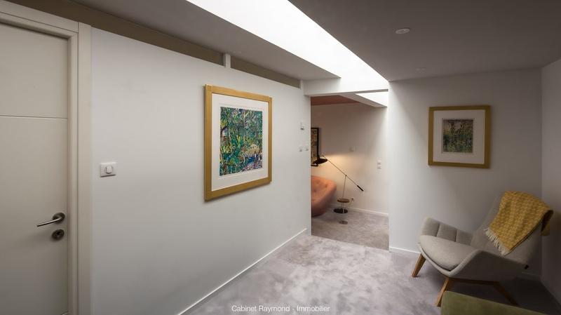 Maison contemporaine - 405 m² - 9 pièces