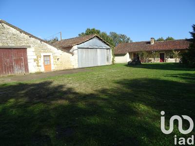 Maison - 180 m² - 7 pièces